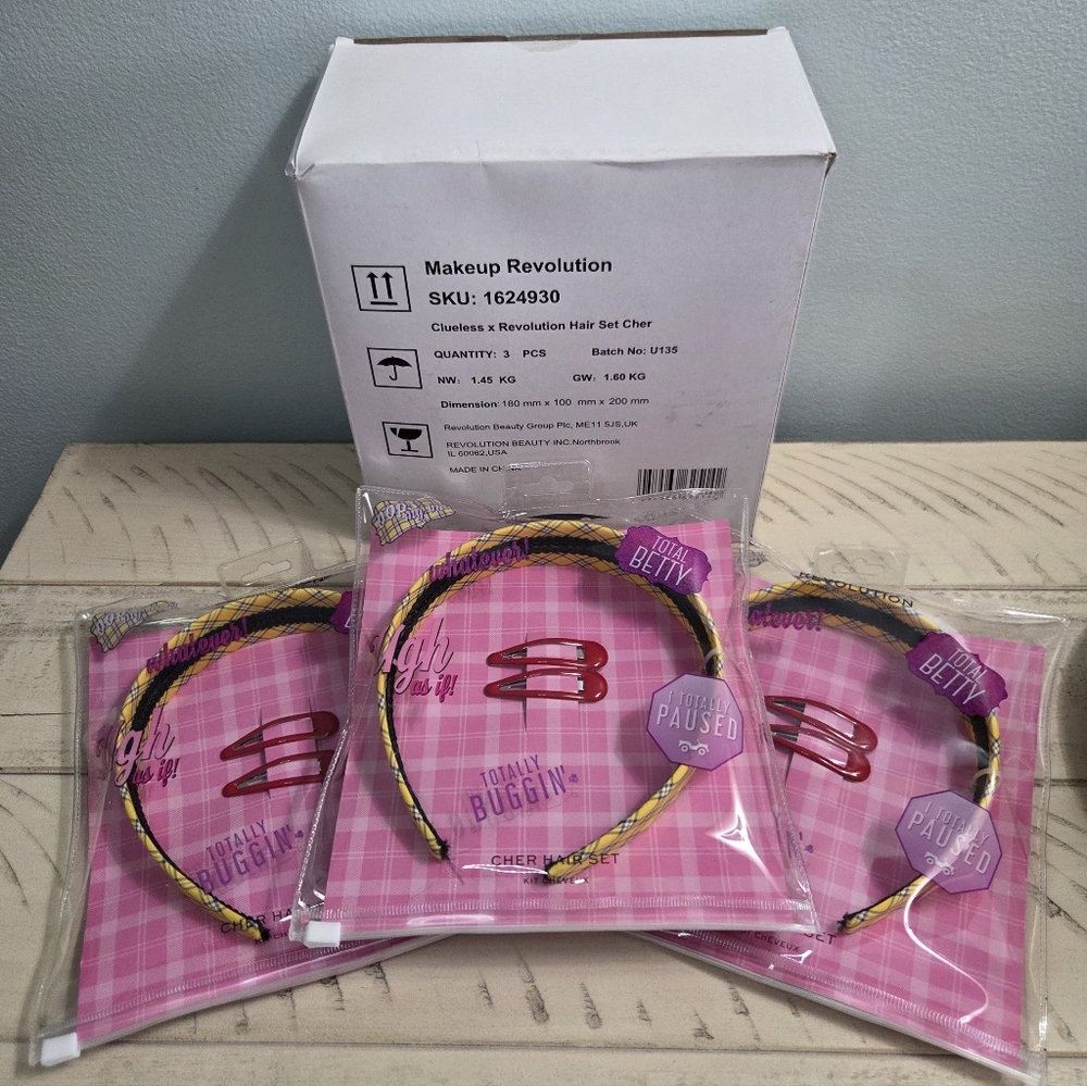 (BUY NOW)Revolution x Clueless Cher Hair Accessory Set Of 3, NEW